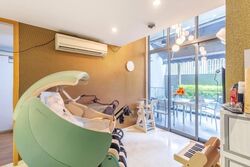 daisy-suites photo thumbnail #5